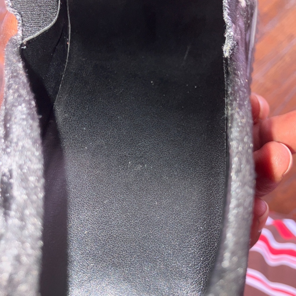 Black velour slip on sneakers - Picture 7 of 7